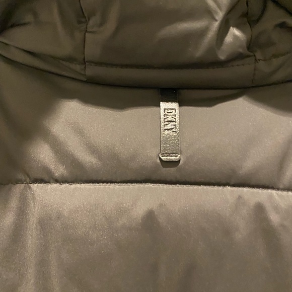 DKNY Womens Hooded Puffer Jacket Black Size Medium - Picture 8 of 11